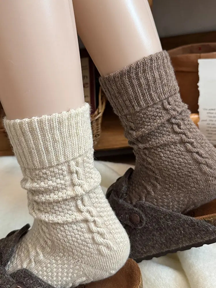 Women's Warm Cable Knit Mid-Calf Fleece Lined Socks
